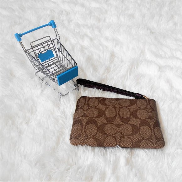 Coach Signature PVC Corner Zip  Khaki Mtlc Rasp - Picture 4 of 16